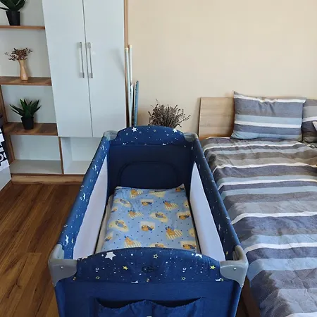 דירה Seahome Beachfront Sea View Terrace Quiet Parking פרימורסקו